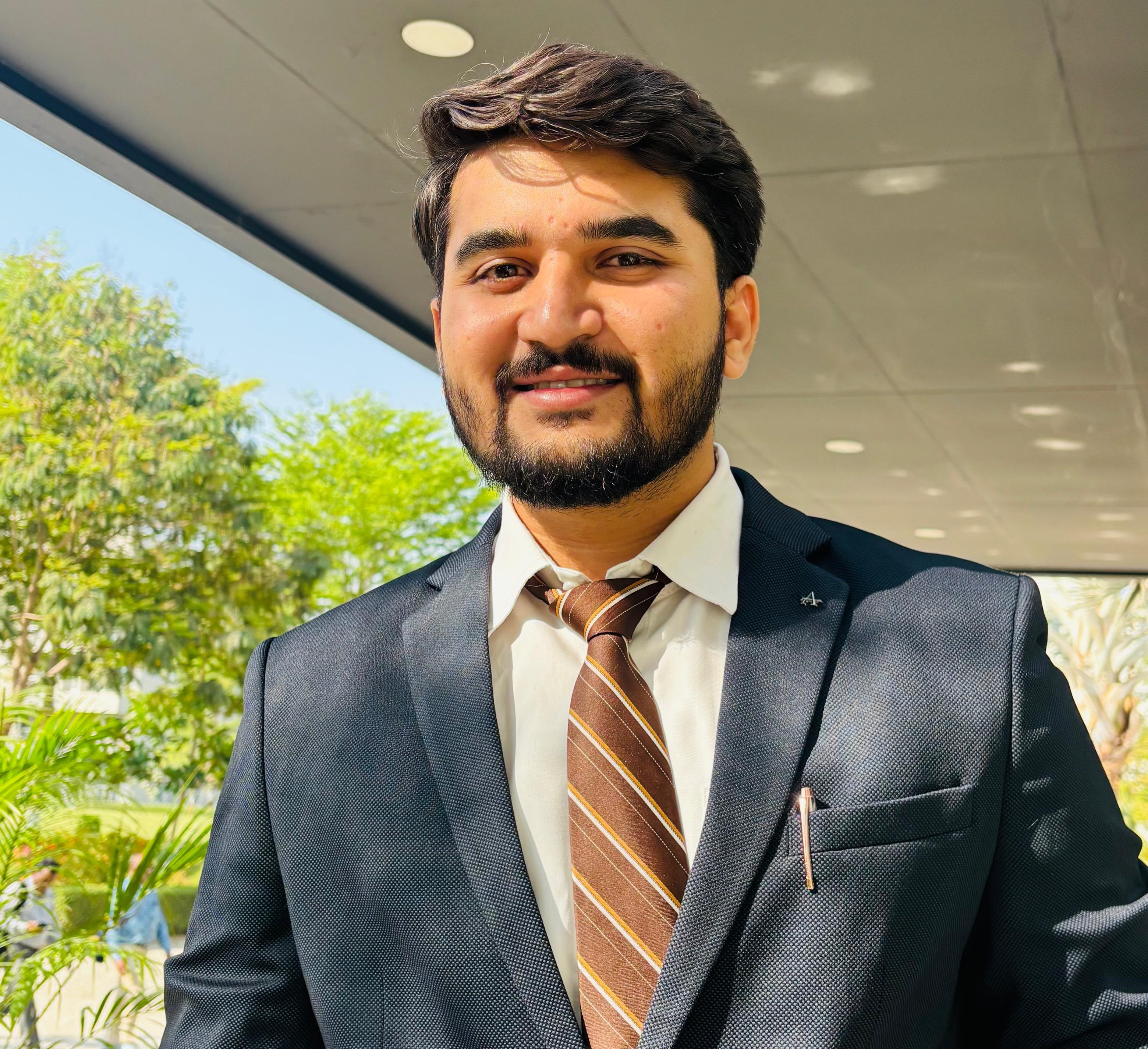 Mr. Jaldeep Babariya Mr. Jaldeep Babariya